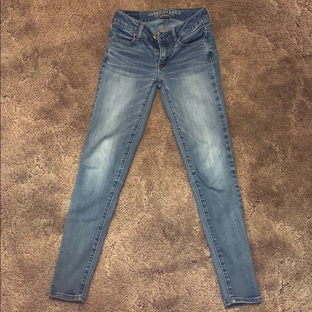 American eagle jeans!